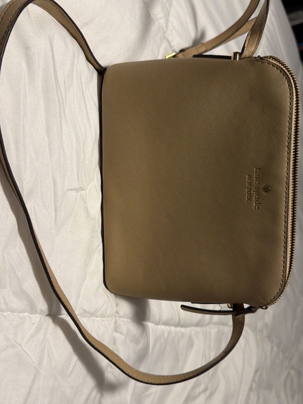 kate spade tan saffiano leather crossbody bag
